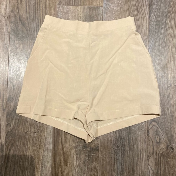 Princess Polly Shorts - Picture 4 of 5